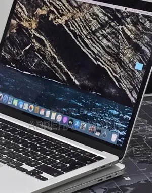 New Laptop Apple MacBook Pro 2020 32GB Intel Core i7 SSD 512GB