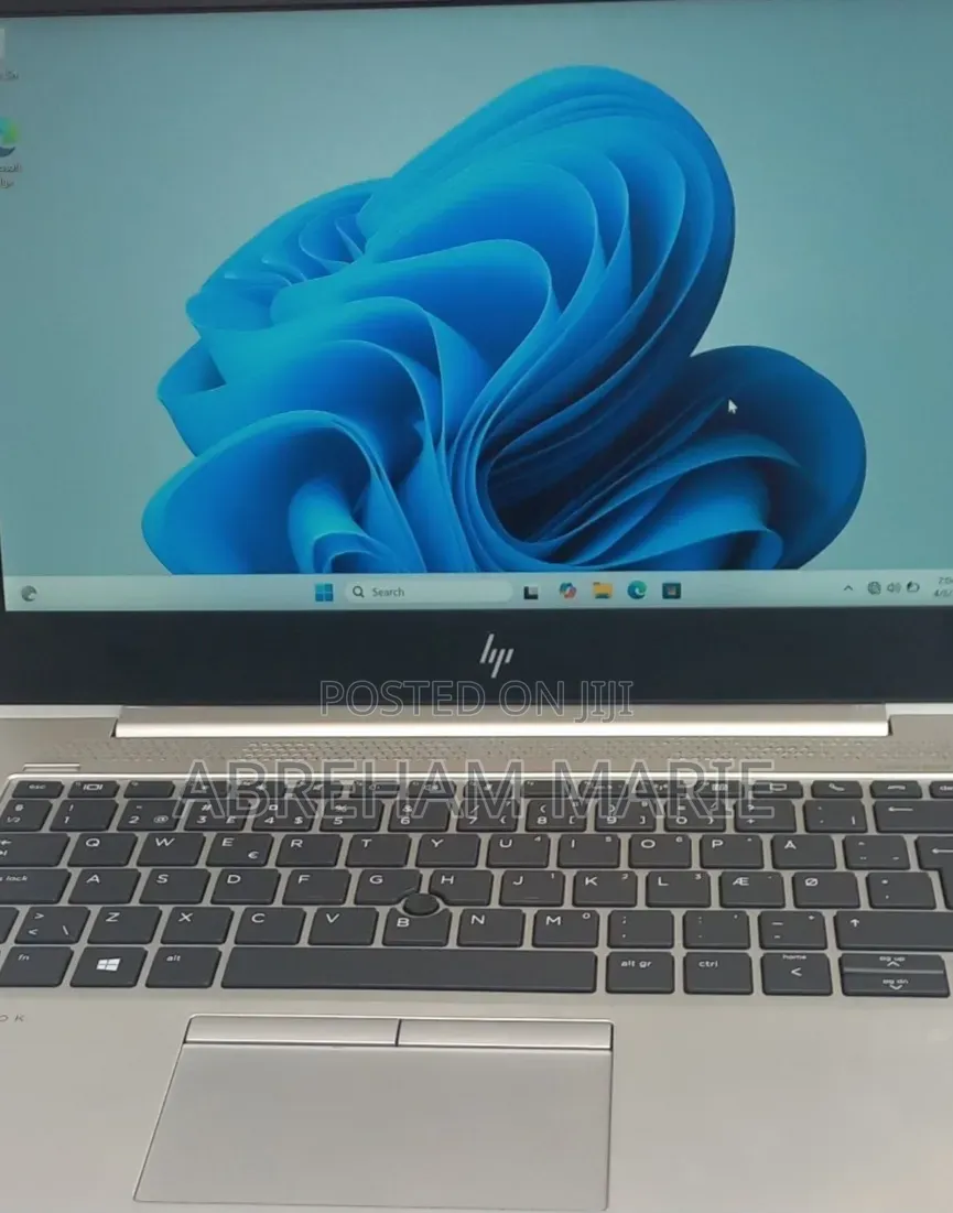 New Laptop HP EliteBook 830 G5 8GB Intel Core i7 SSD 512GB