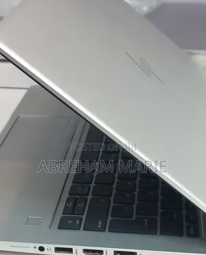 New Laptop HP EliteBook 830 G5 8GB Intel Core i7 SSD 512GB