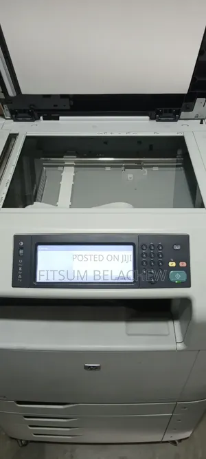 Ho LaserJet CM6040 fMFP
