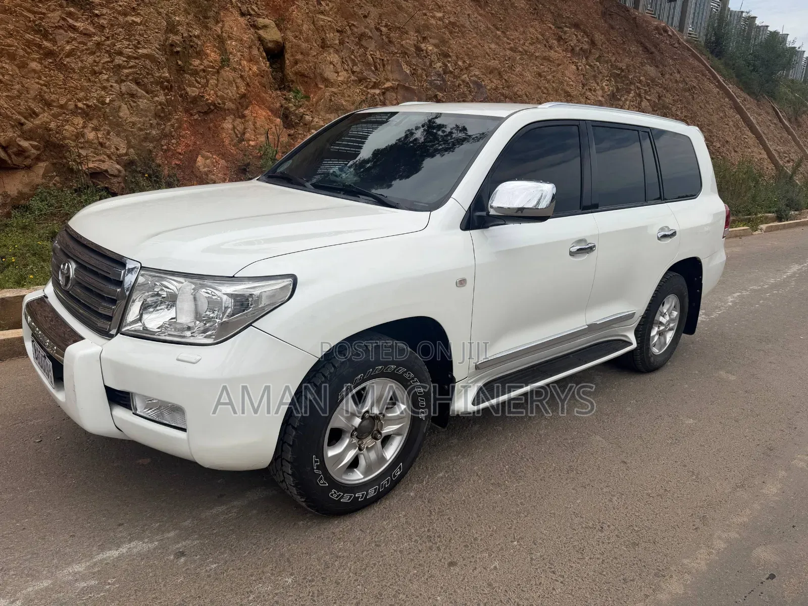 Toyota Land Cruiser 2009 White