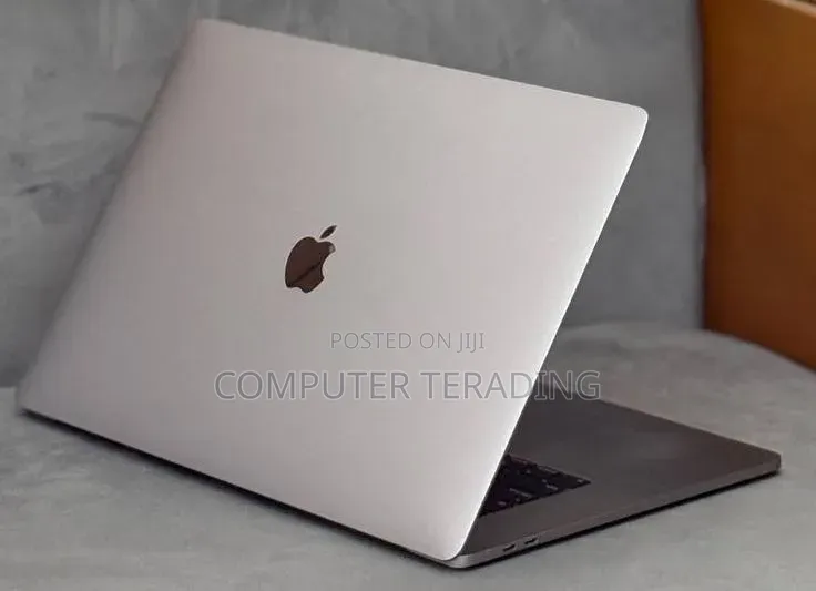New Laptop Apple MacBook Pro 2019 16GB Intel Core i7 SSD 512GB