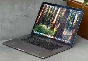 New Laptop Apple MacBook Pro 2019 16GB Intel Core i7 SSD 512GB