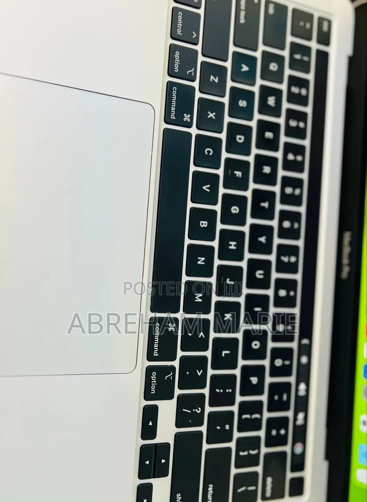 New Laptop Apple MacBook Pro 2021 M1 16GB Apple M1 Pro SSD 256GB