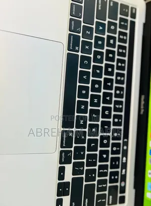 New Laptop Apple MacBook Pro 2021 M1 16GB Apple M1 Pro SSD 256GB