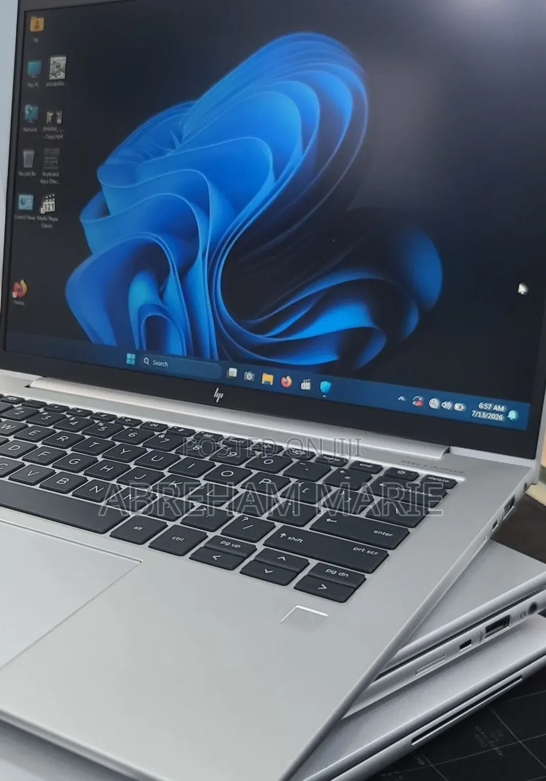New Laptop HP EliteBook 840 G10 16GB Intel Core i7 SSD 512GB