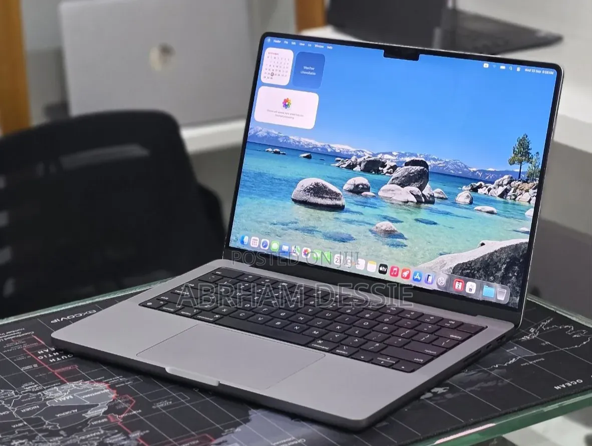 New Laptop Apple MacBook Pro 2021 M1 32GB Apple M1 SSD 512GB