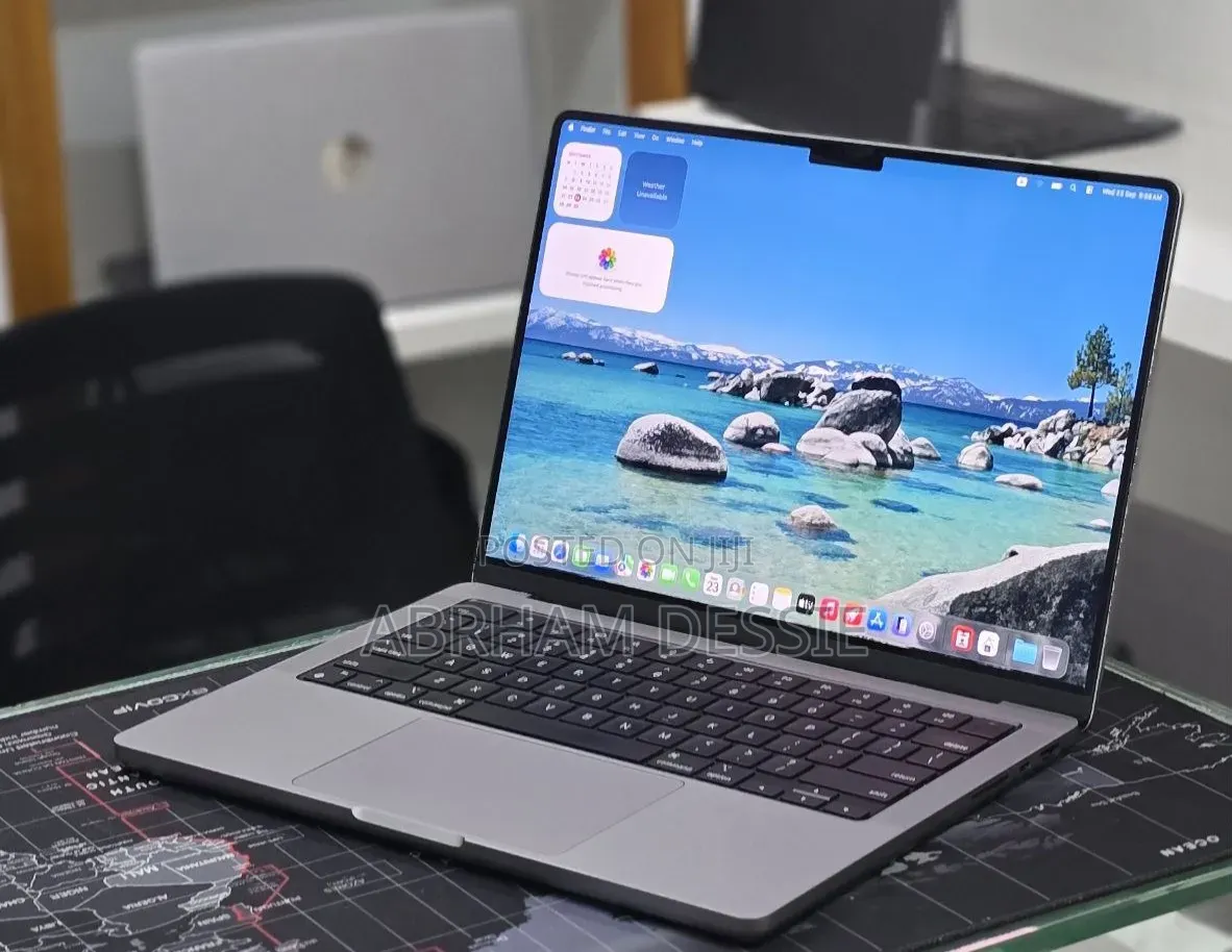 New Laptop Apple MacBook Pro 2021 M1 32GB Apple M1 SSD 512GB