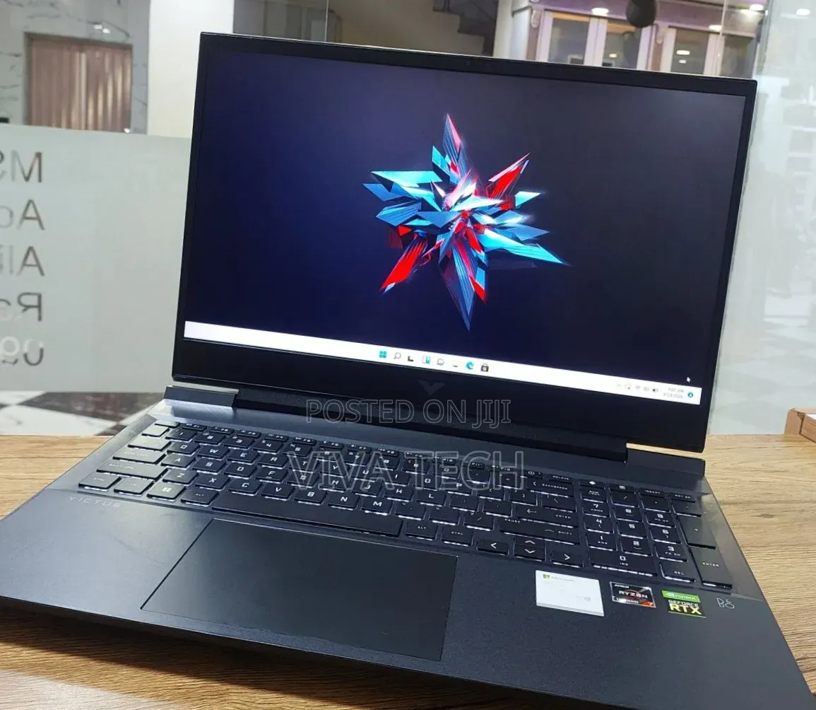 New Laptop HP Victus 16 16GB AMD Ryzen 7 SSD 512GB