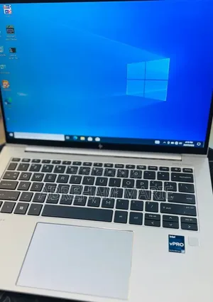 New Laptop HP EliteBook 840 16GB Intel Core i7 SSD 512GB