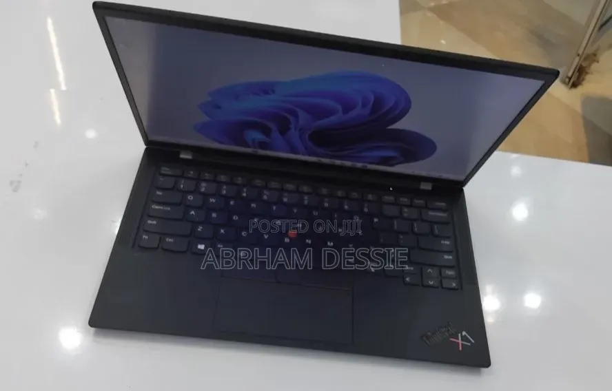 New Laptop Lenovo 16GB Intel Core i7 SSD 512GB