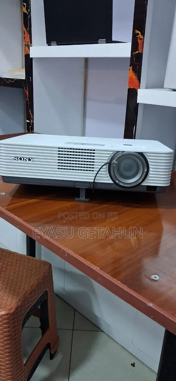 Sony Projector Model Name VPL-Dx220 Hardware Interface V