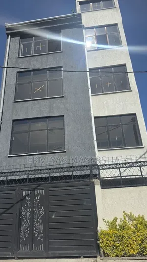 Furnished 6bdrm House in Yeka for sale