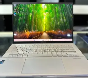New Laptop Asus Zenbook 15 OLED 16GB Intel Core i9 SSD 512GB