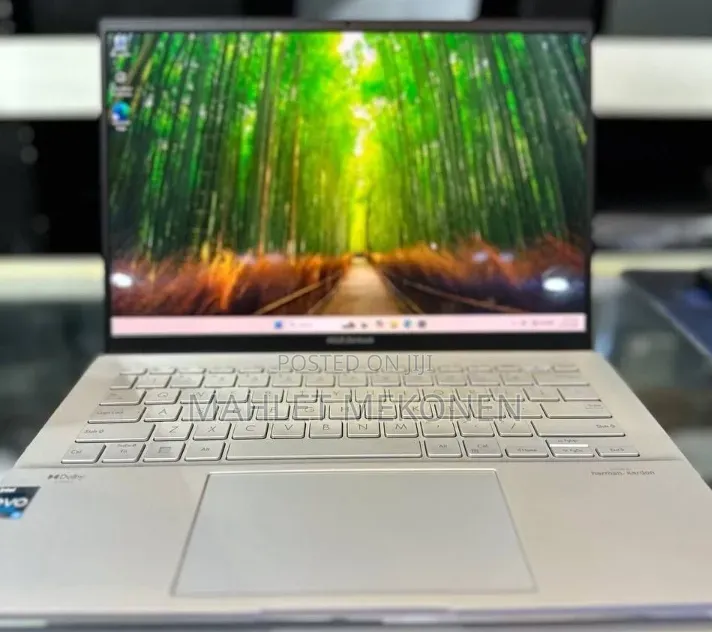 New Laptop Asus Zenbook 15 OLED 16GB Intel Core i9 SSD 512GB