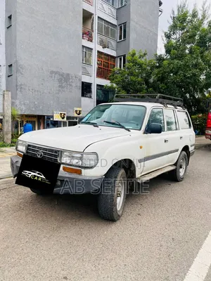 Toyota Land Cruiser 90 1997 White