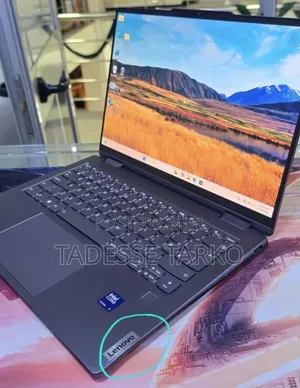 New Laptop Lenovo Yoga 7i 16GB Intel Core Ultra 7 SSD 512GB