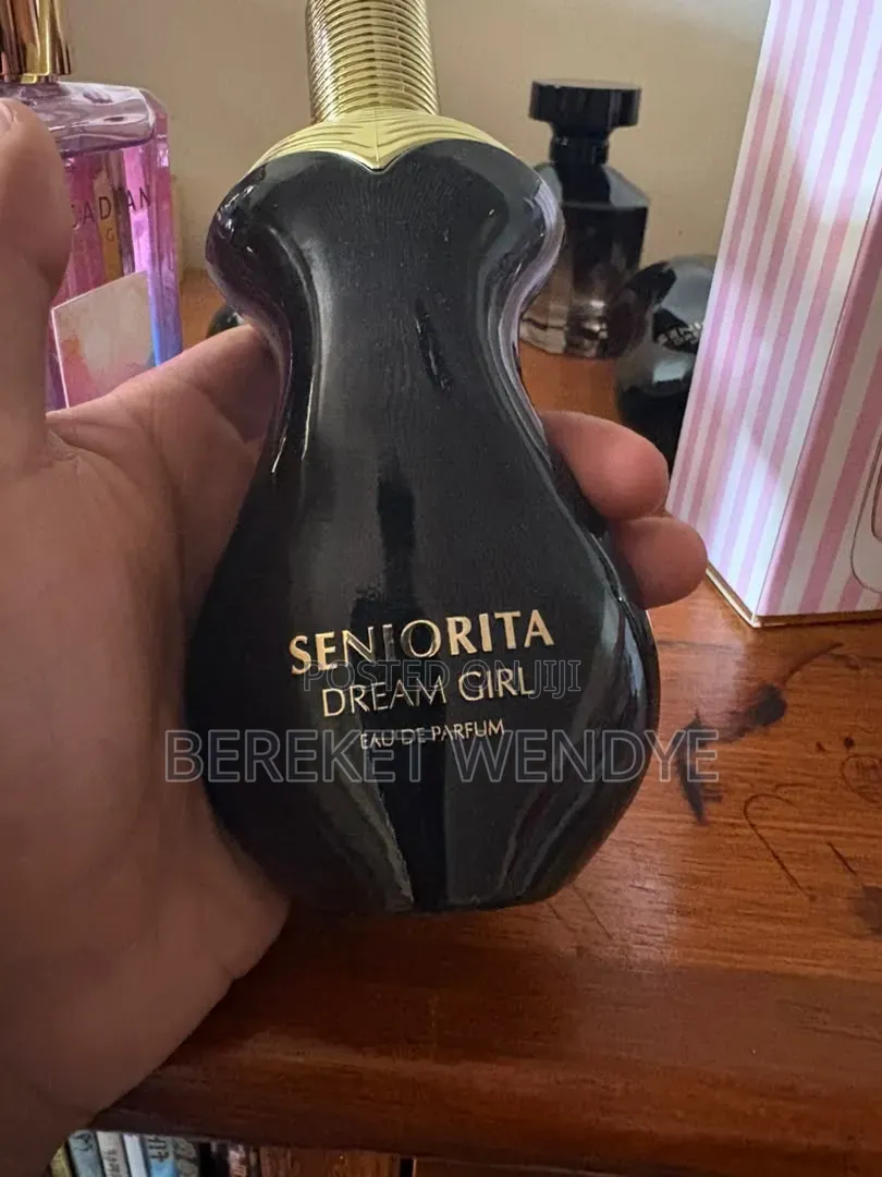 Siniorita Dream Girl