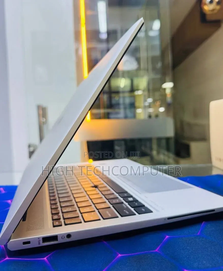 New Laptop HP EliteBook 840 G7 16GB Intel Core i5 SSD 512GB