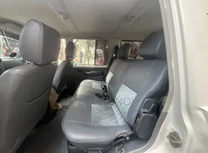 Toyota Land Cruiser 2017 White