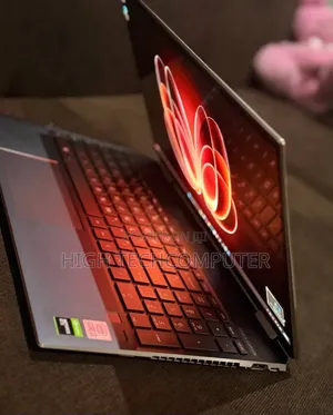 New Laptop HP Spectra 13 16GB Intel Core i7 SSD 1T