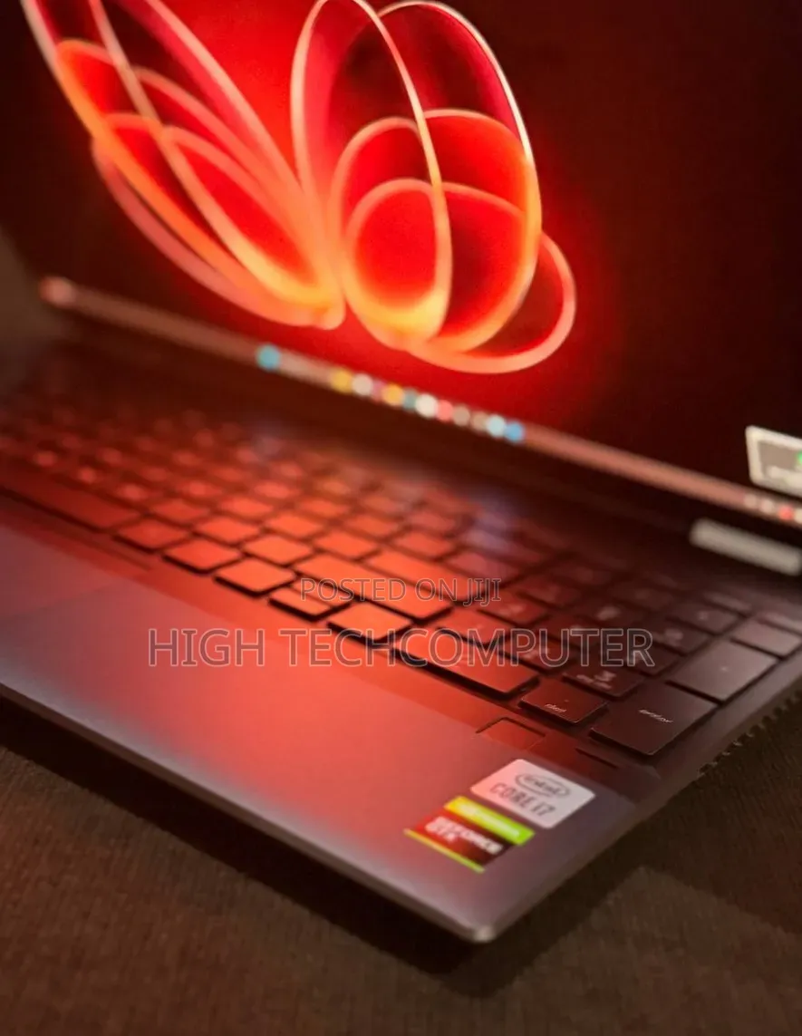 New Laptop HP Spectra 13 16GB Intel Core i7 SSD 1T