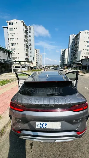 BYD Song Plus DM-i 2025 Silver