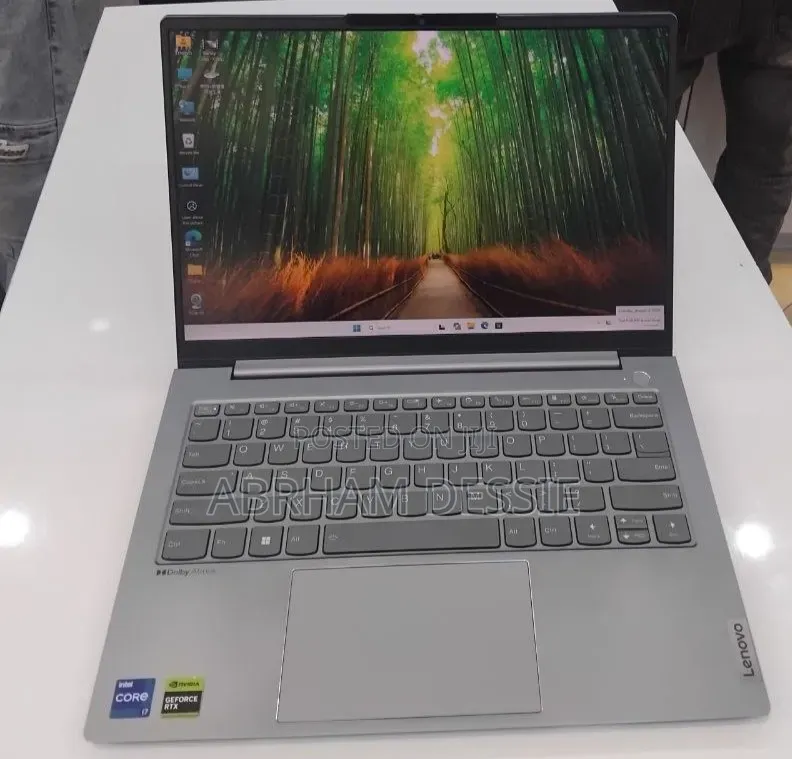 New Laptop Lenovo 16GB Intel Core i7 SSD 512GB
