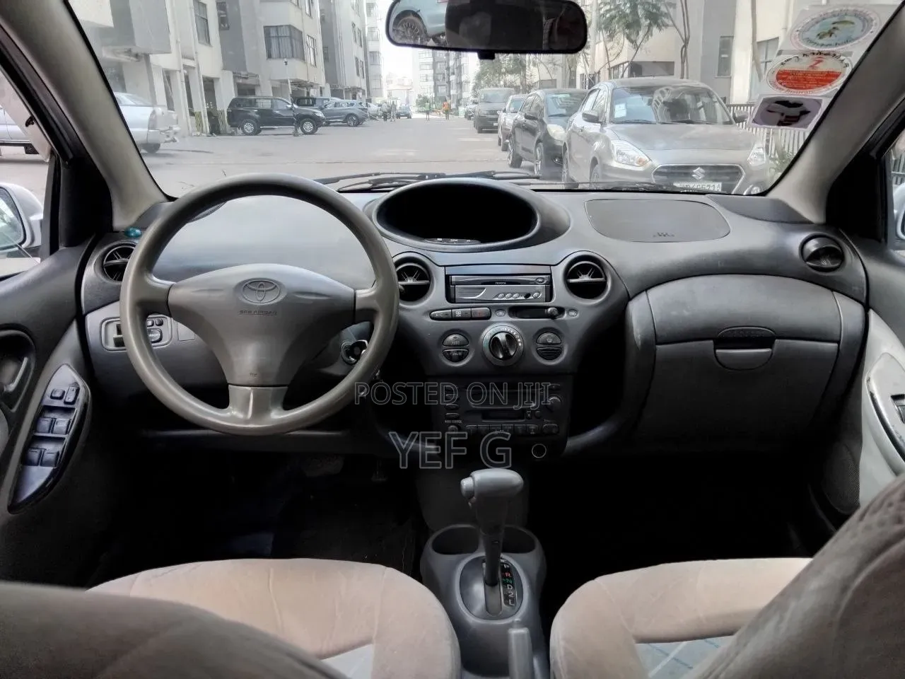 Toyota Vitz 2001 Silver