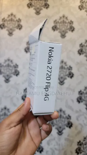 New Nokia 2720 Flip 512 GB Black