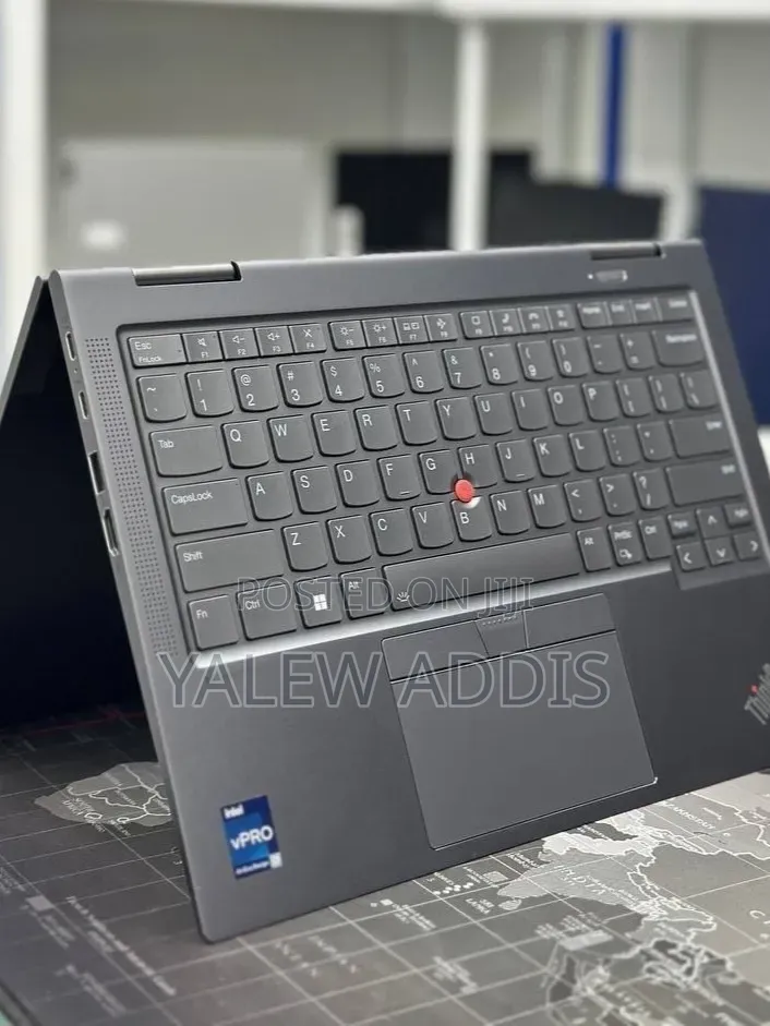 New Laptop Lenovo ThinkPad X1 Yoga 32GB Intel Core i7 SSD 512GB
