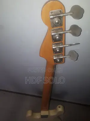 High-Quality Original 4-String Jazz Bass