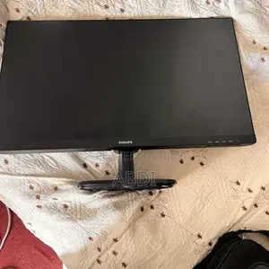 Philips 27′′ Full HD IPS Monitor – 273V Series
