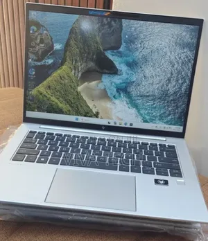 New Laptop HP EliteBook 845 G8 16GB AMD Ryzen 5 SSD 512GB