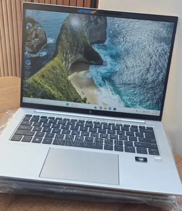 New Laptop HP EliteBook 845 G8 16GB AMD Ryzen 5 SSD 512GB