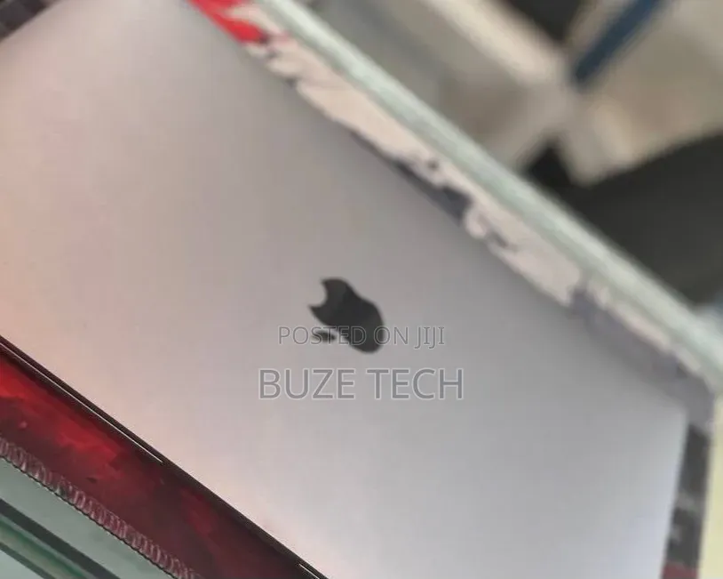 New Laptop Apple MacBook Air 2018 8GB Intel Core i5 SSD 128GB