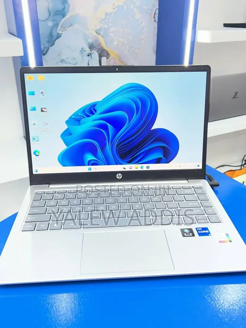 New Laptop HP Stream Notebook 16GB Intel Core i5 SSD 512GB