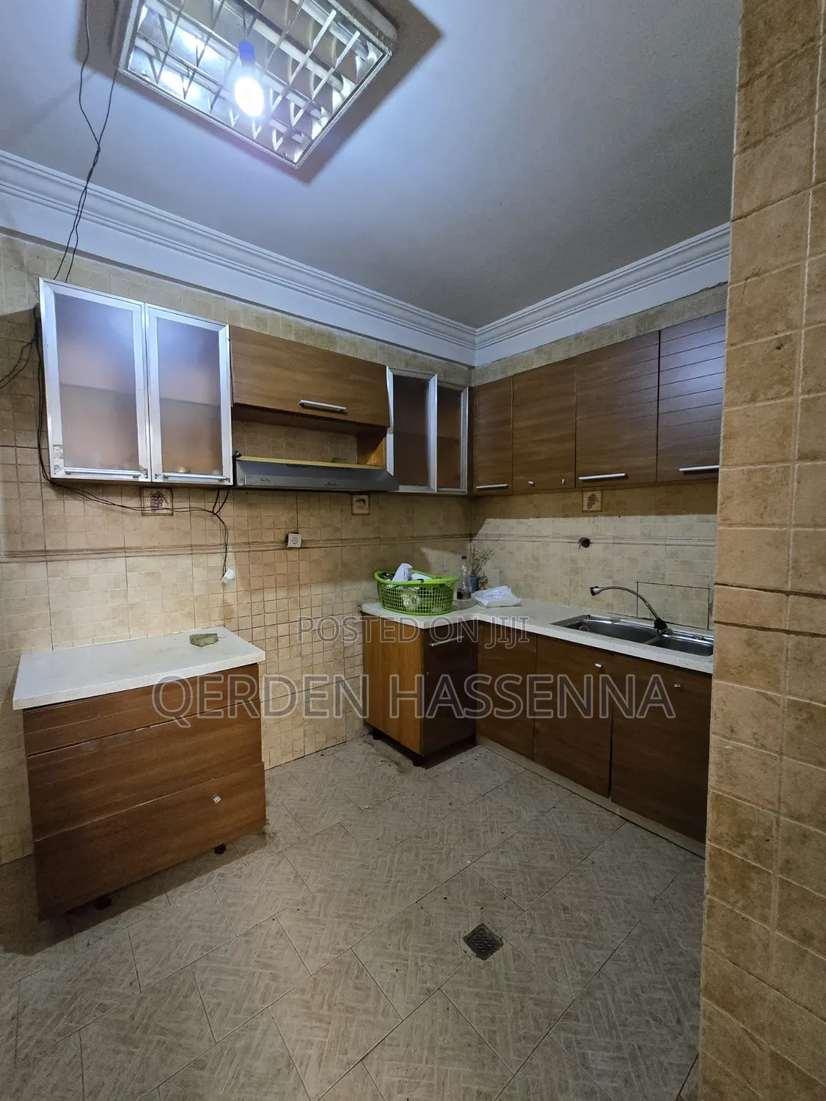 4bdrm House in Qerden Hasenna, Nifas Silk-Lafto for sale