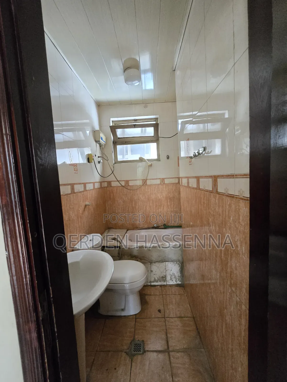 4bdrm House in Qerden Hasenna, Nifas Silk-Lafto for sale