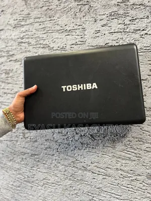 Laptop Toshiba Satellite C55 4GB Intel Core i3 HDD 500GB