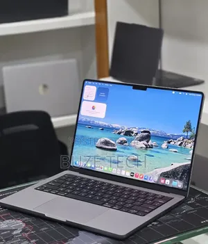 New Laptop Apple MacBook Pro 2021 M1 32GB Apple M1 Pro SSD 512GB