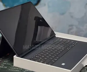 New Laptop Samsung Galaxy Book6 Ultra 12GB Intel Core i5 SSD 256GB
