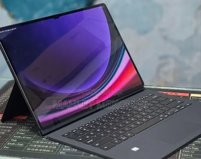 New Laptop Samsung Galaxy Book6 Ultra 12GB Intel Core i5 SSD 256GB