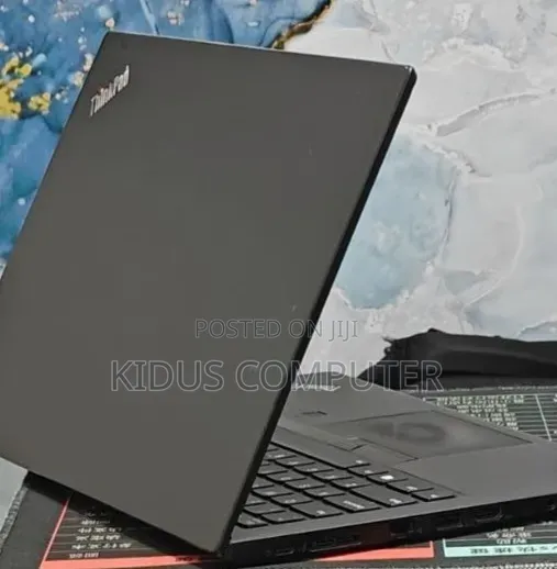 New Laptop Lenovo ThinkPad T480s 8GB Intel Core i7 SSD 256GB