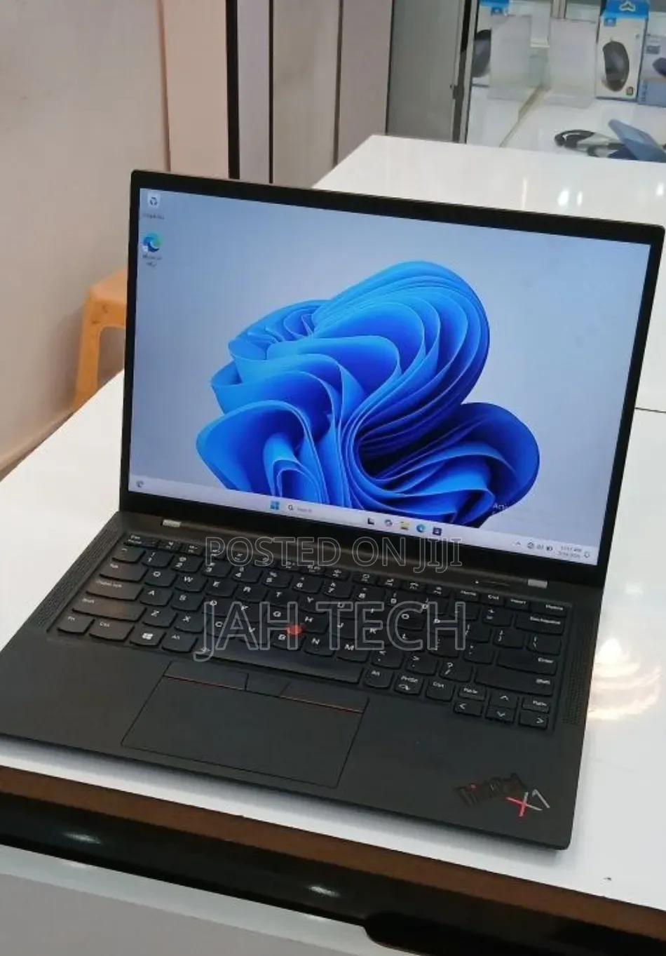 New Laptop Lenovo ThinkPad X1 Carbon 16GB Intel Core i7 SSD 512GB