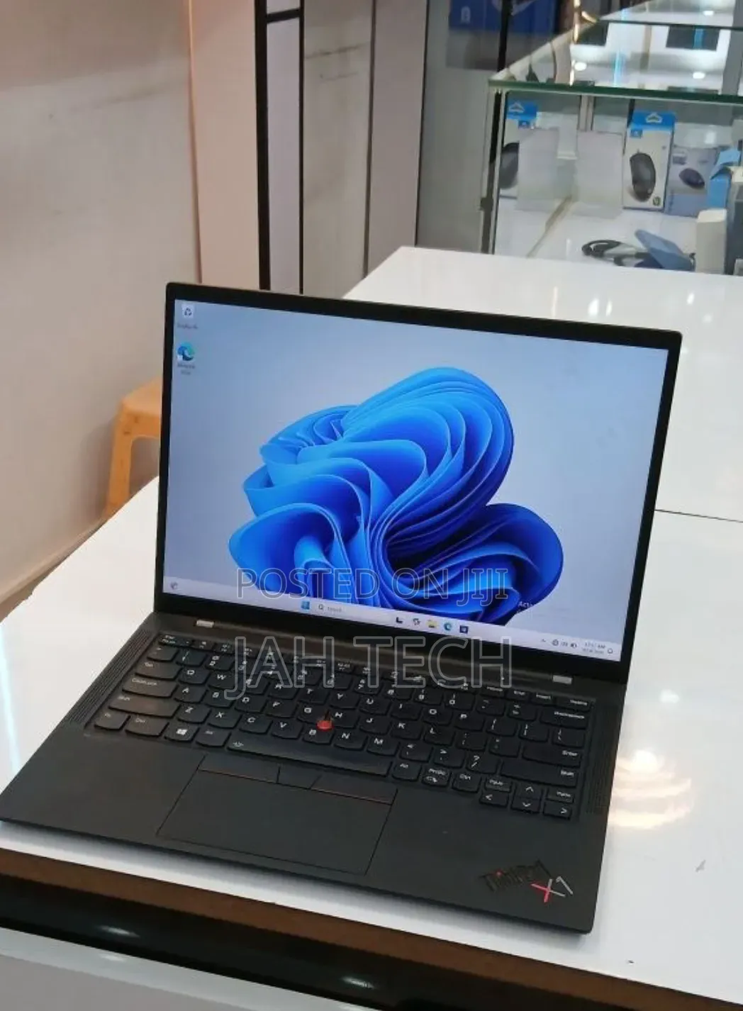 New Laptop Lenovo ThinkPad X1 Carbon 16GB Intel Core i7 SSD 512GB