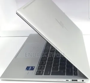 New Laptop HP EliteBook 830 G9 16GB Intel Core i5 SSD 512GB