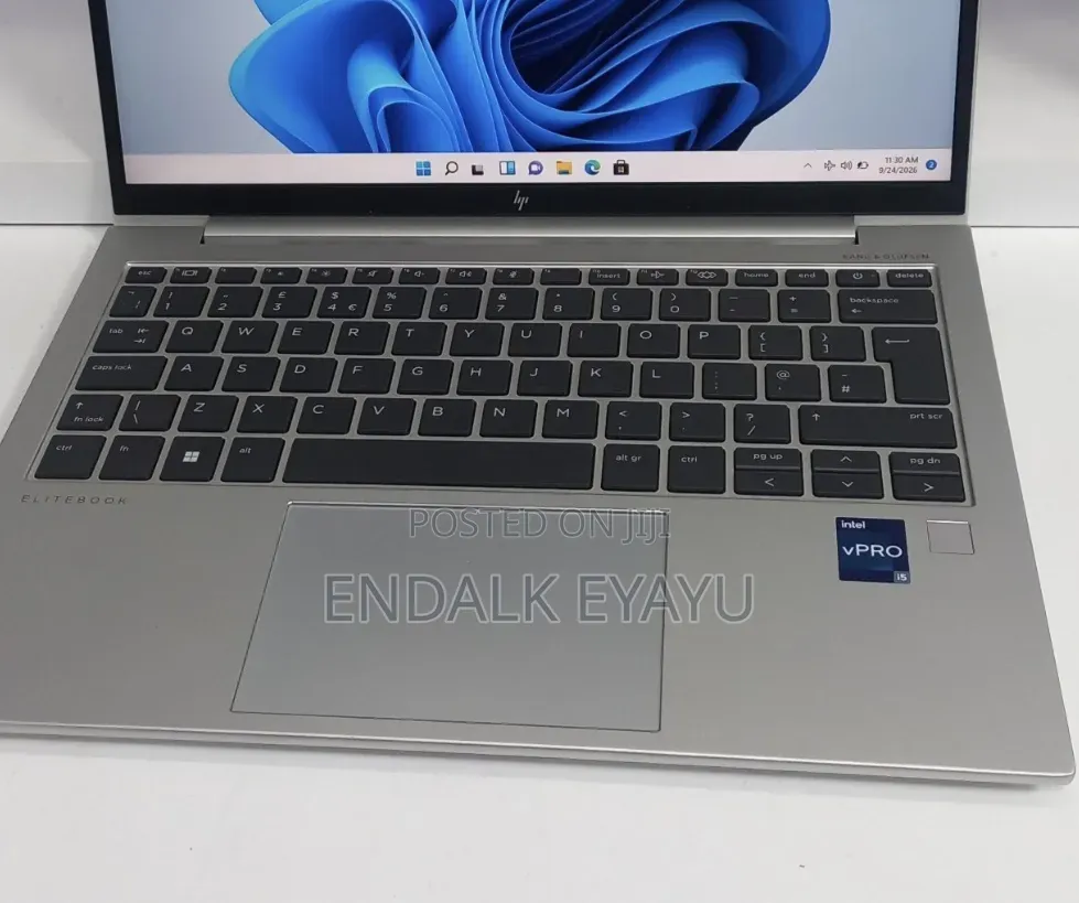 New Laptop HP EliteBook 830 G9 16GB Intel Core i5 SSD 512GB