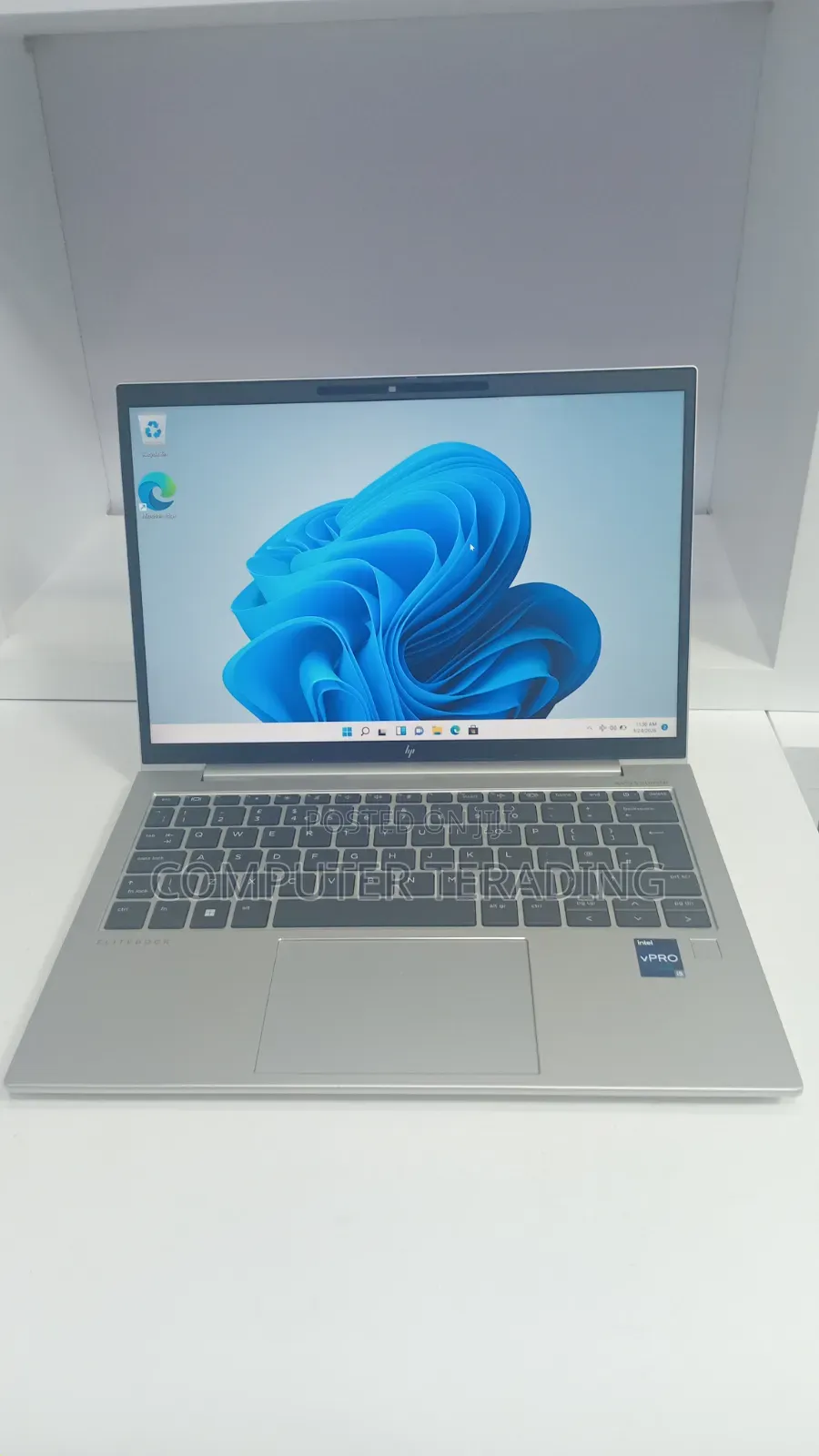 New Laptop HP EliteBook 830 G9 16GB Intel Core i5 SSD 512GB