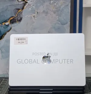 New Laptop Apple MacBook Pro 2024 M4 8GB Apple M4 SSD 256GB